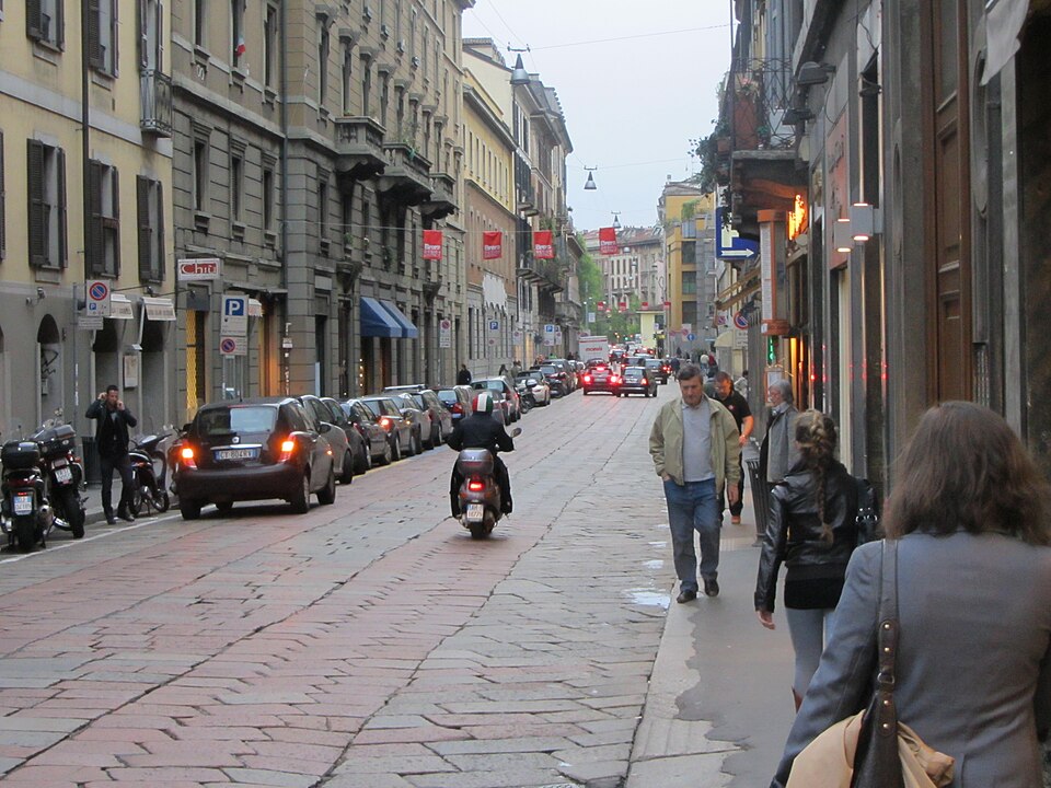 Brera and design district walk — Milan