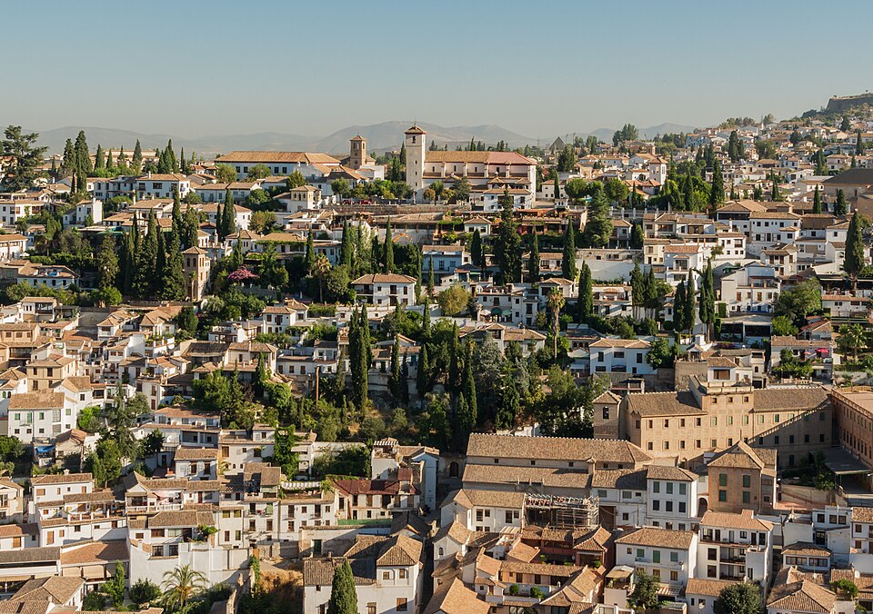 Albaicin walk and Mirador de San Nicolas — Granada