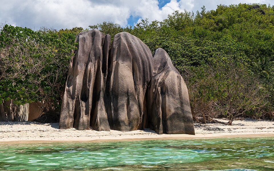 Anse Source d'Argent and beach timing — Seychelles