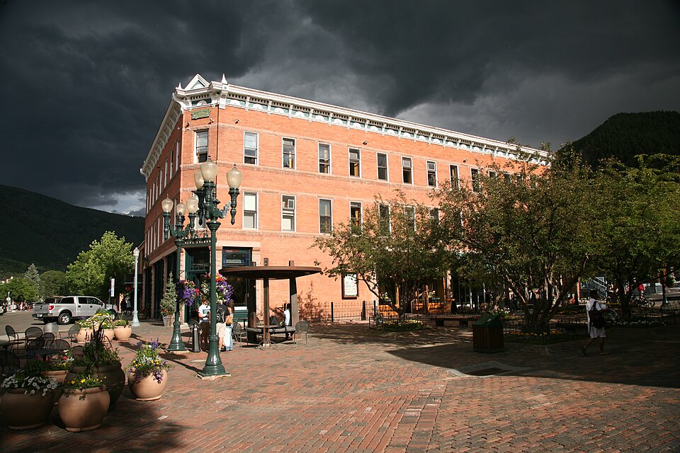 Walk downtown Aspen — Aspen