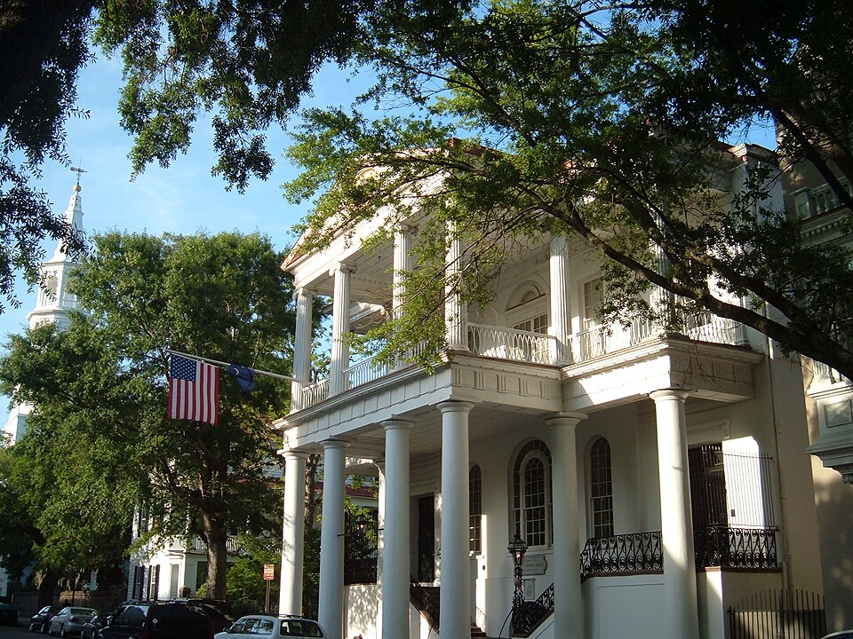 Historic downtown and South of Broad walk — Charleston