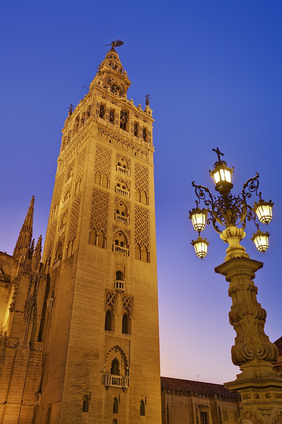 Cathedral and Giralda tower — Seville