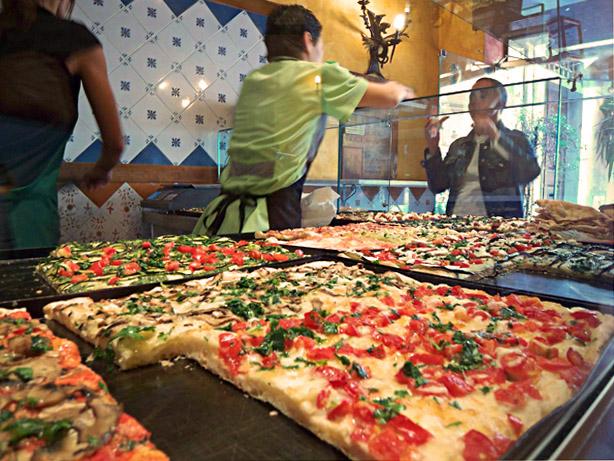 Pizza al taglio — Rome