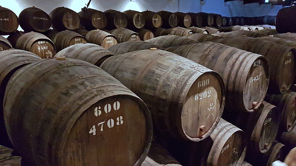 Gaia port wine cellar — Porto