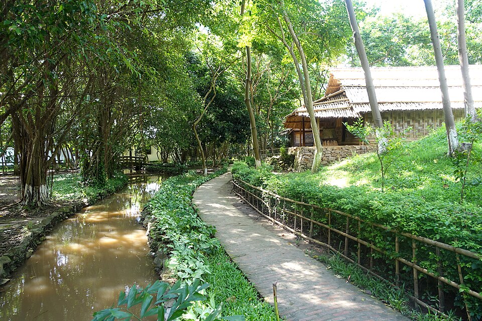 Vietnam Museum of Ethnology or Hoa Lo Prison — Hanoi